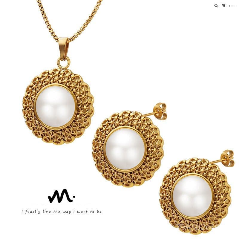Conjunto de joias vintage francesas com design elegante de chapéu de palha, incrustado com pérolas artificiais, colar e