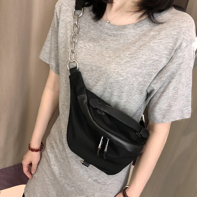2025 Novo Estilo Oxford Pano Bolsa Feminina Moda Axilas Pequena Bolsa de Ombro Casual All-Match Cross-Body Peito Bolsa d