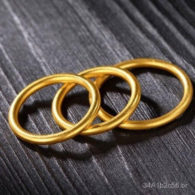 O mesmo estilo do tradicional anel de ouro areado de três gerações e três épocas da loja de ouro para mulheres, com faix