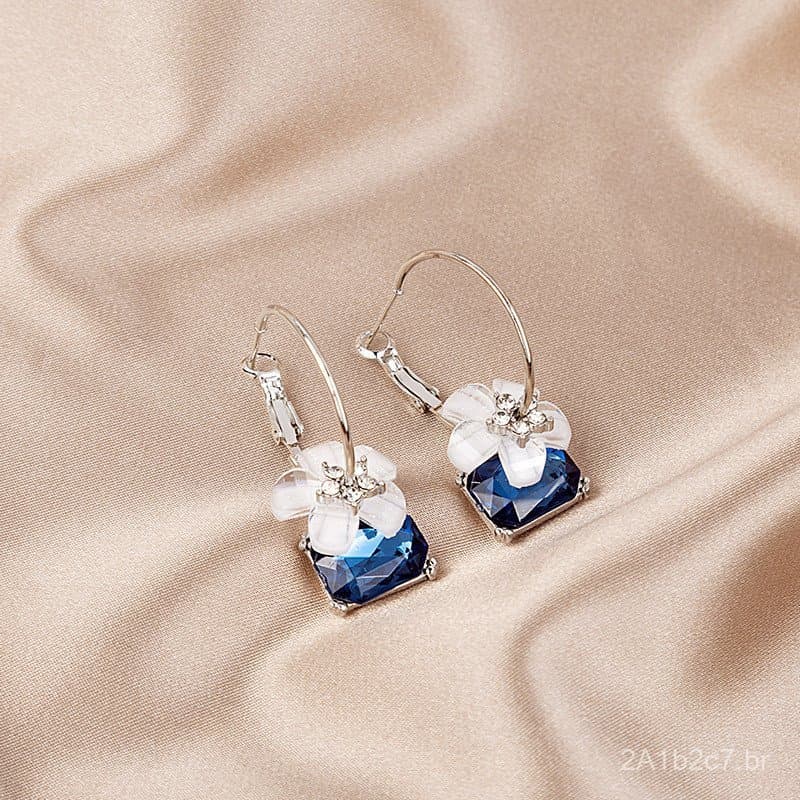 Brincos elegantes de camélia em prata 925, estilo longo, modernos, com flores de cristal cravejadas de diamantes e safir