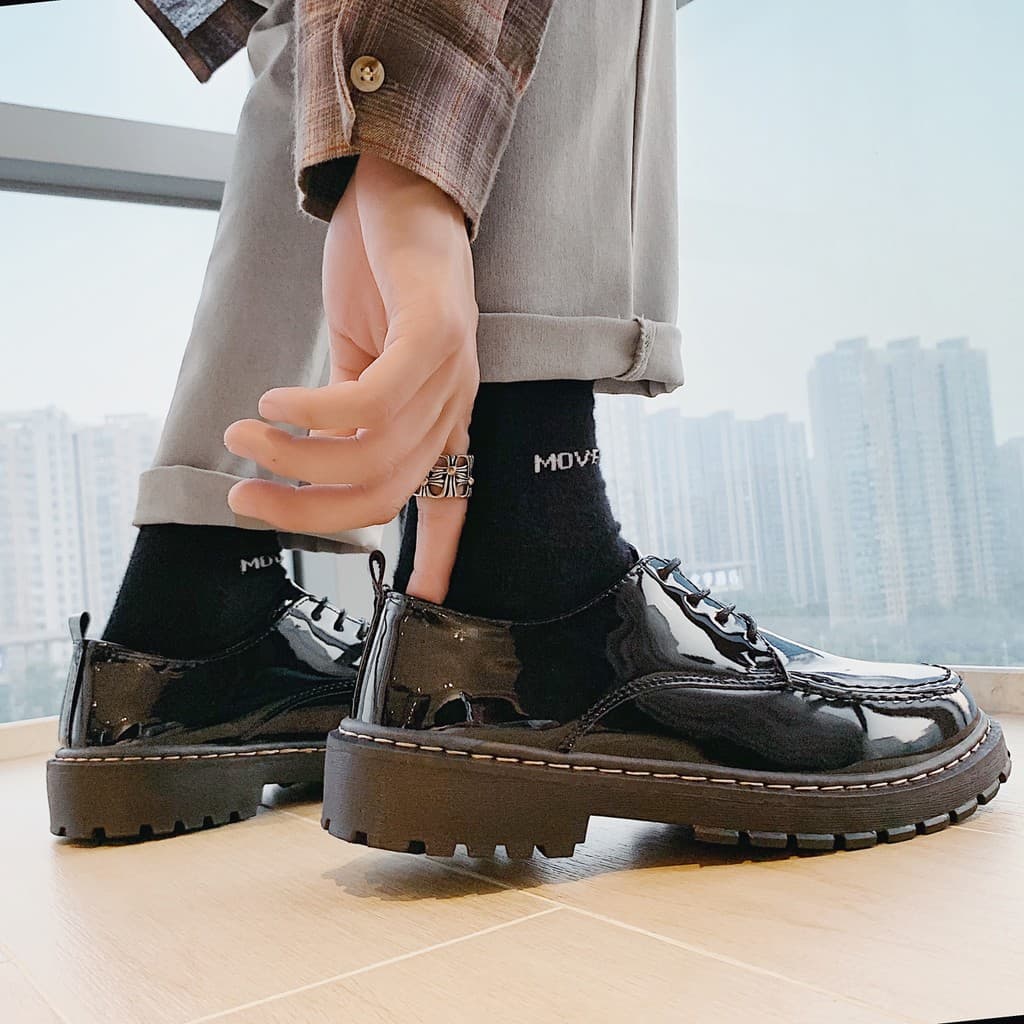 Primavera preto pequenos sapatos de couro masculino versão coreana na moda All-Match masculino Casual negócios Formal We