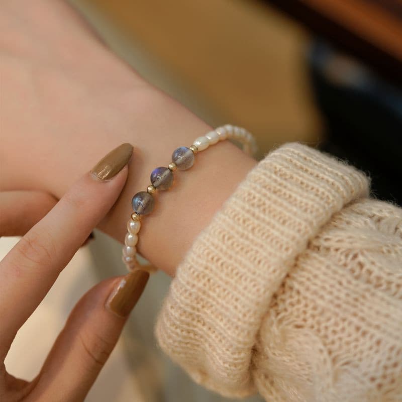 Pulseira de fio elástico de pérola de água doce de grão de arroz ajustável cinza Moonstone pulseira enviar namoradas fri