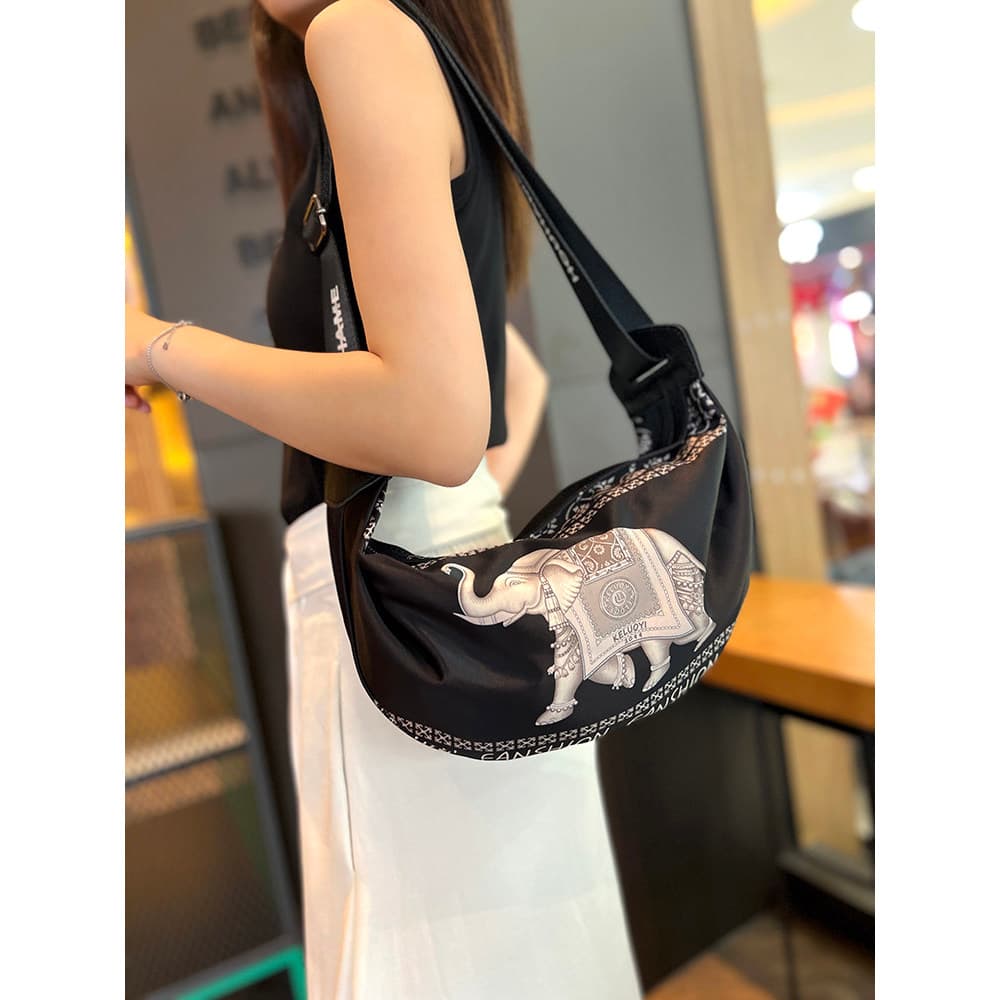 Impresso na moda bolsa de ombro feminina 2026 novo estilo à prova dwaterproof água leve Oxford pano saco do mensageiro m