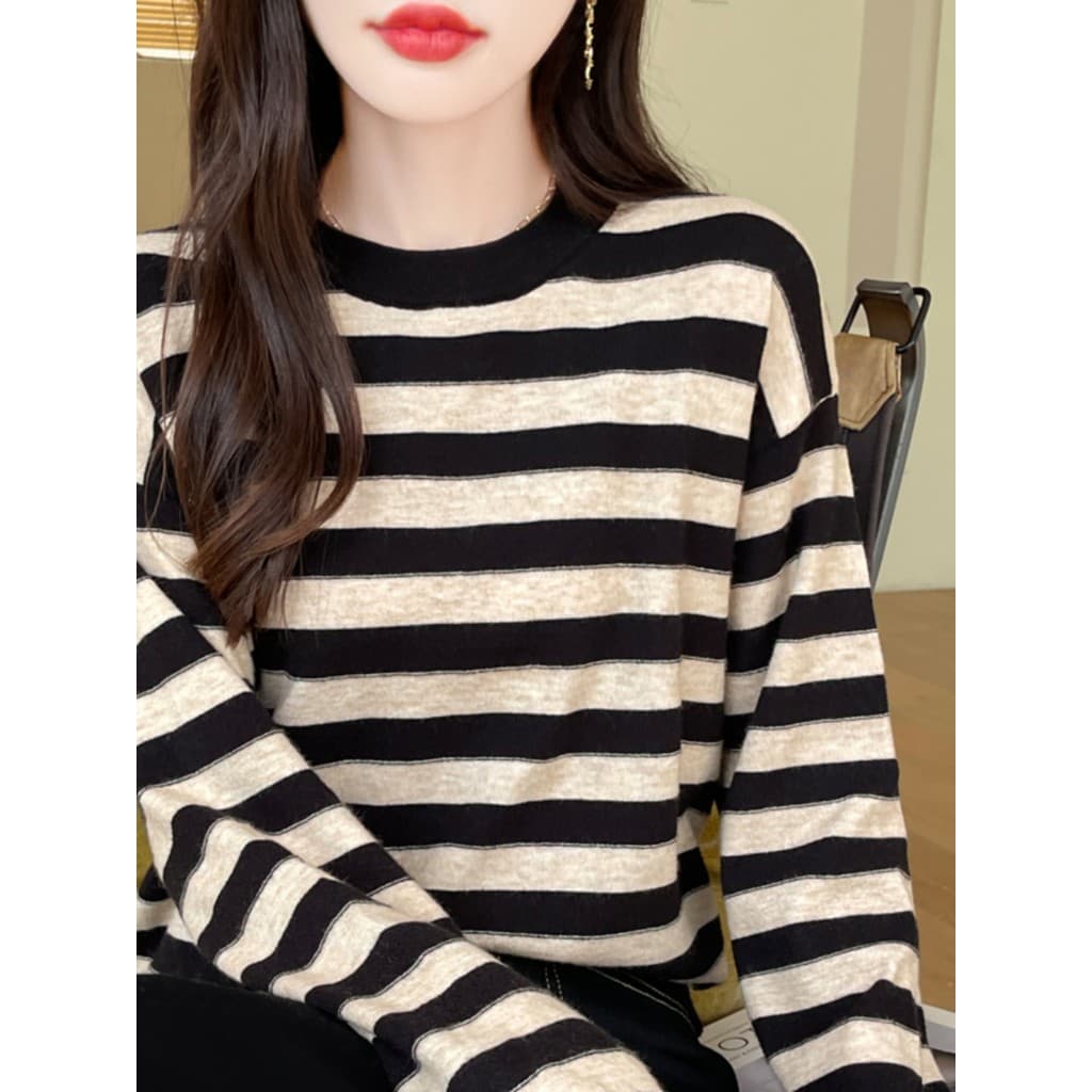 Outono inverno novo estilo listrado camisa de fundo feminino solto versão coreana baixo em torno do pescoço versão corea