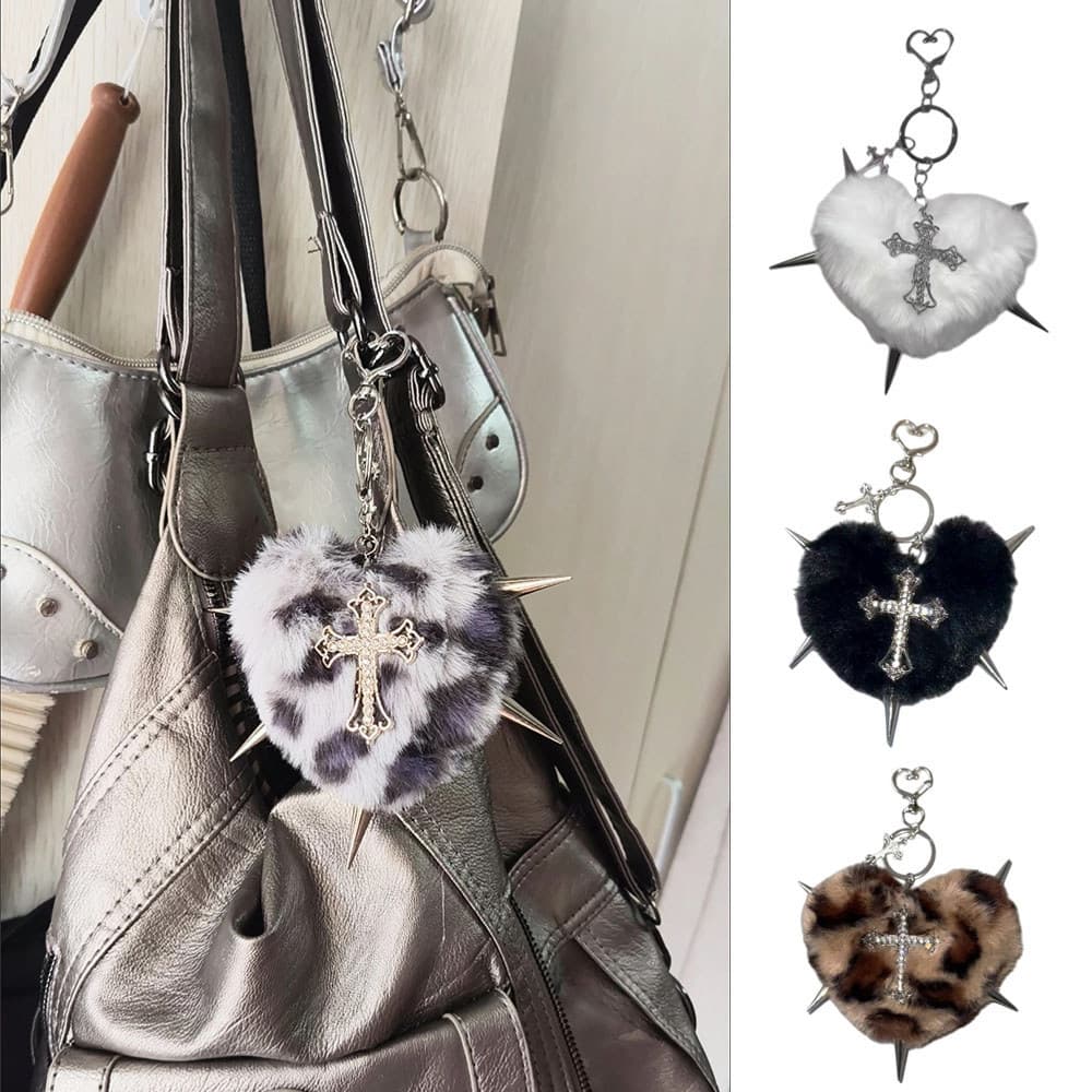 Saco Decoração Chaveiro Pingente De Pelúcia Amor Rebite Cruz Mochila Criativo Punk y2k