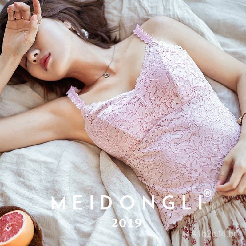 Novo estilo de camisola totalmente em renda, com decote em V delicado, costas transparentes e bonitas, com sutiã embutid