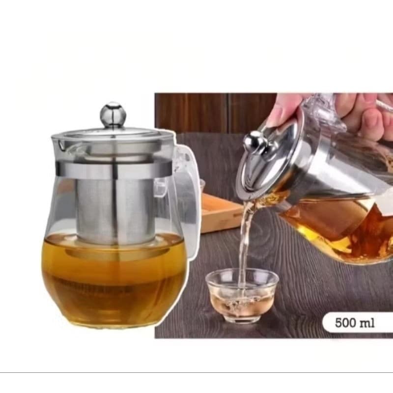 Bule de vidro, chaleira de chá, infusor inox e infusão de ervas.cantinho Café Chá  é Cozinha