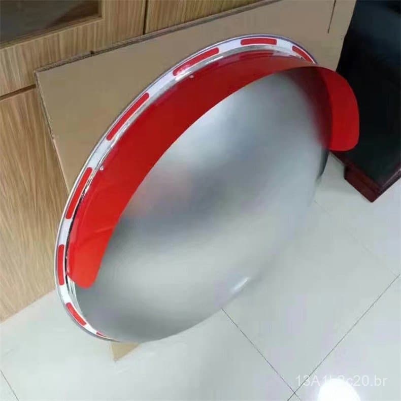 Fabricante fornece espelhos retrovisores anti-colisão de 80cm para cantos de estradas.
