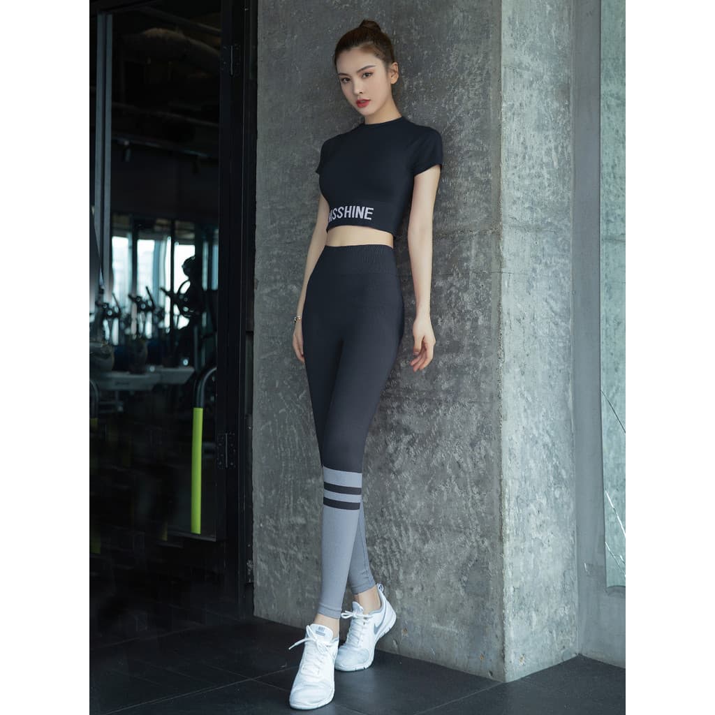Roupas de Yoga femininas 2026 novo estilo verão Pilates roupas de treinamento de Fitness topos profissional correndo ter