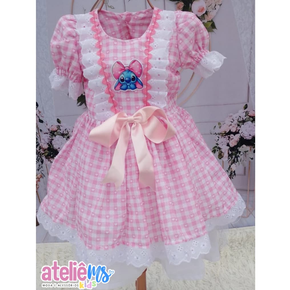 Vestido de festa junina xadrez rosa tematico stitch com bordado