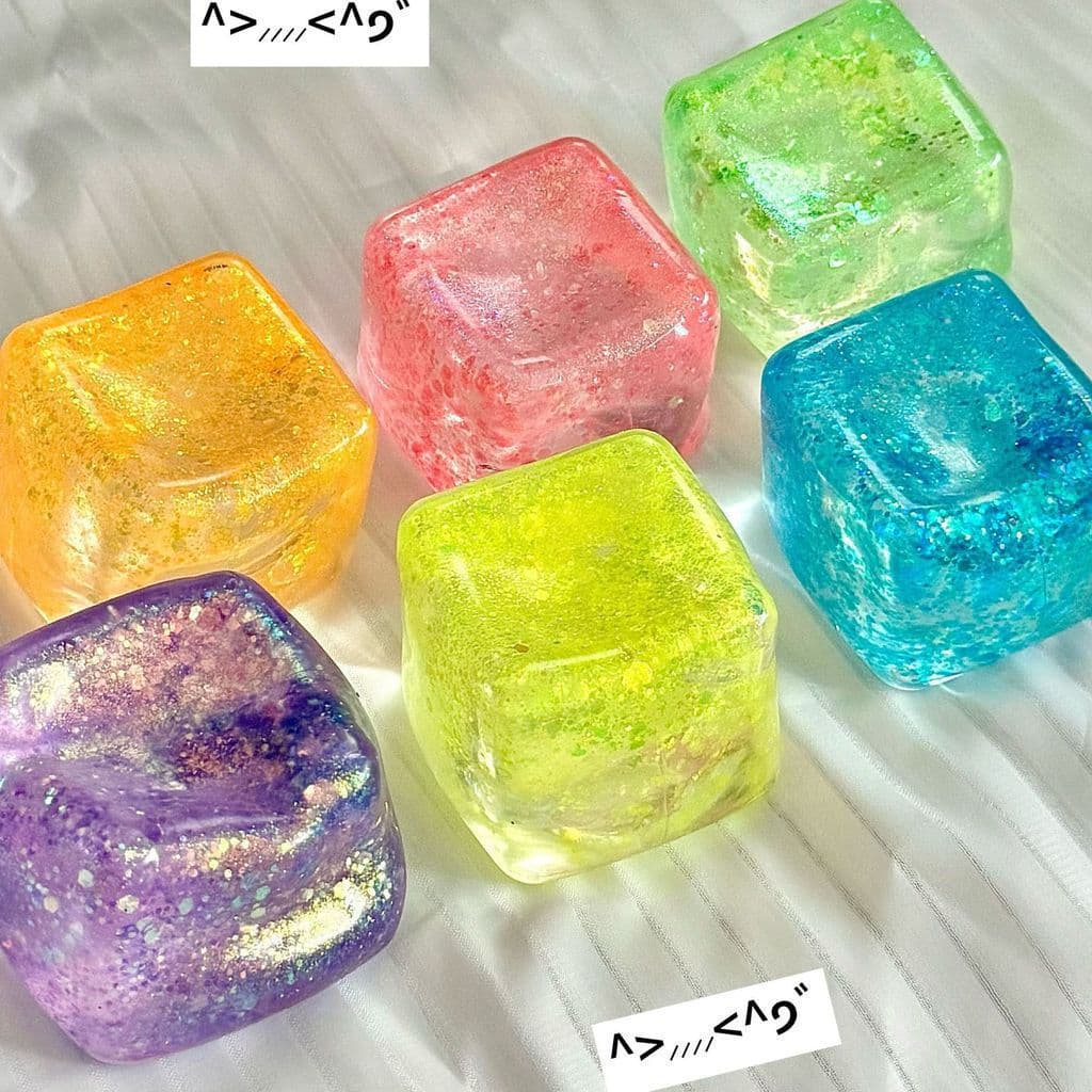 Grande Cubo De Gelo Quadrado Maltose Mole Com Brilho , Moldável Alívio Do Estresse De Elevação Lenta Para Jogo Sensorial