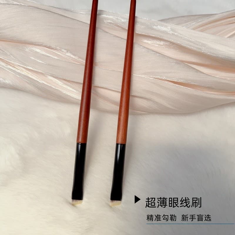 Cangzhou Pincel de maquiagem Pincel de lâmina Pincel de sobrancelha Pincel de pó de sobrancelha chanfrado Pincel de deli