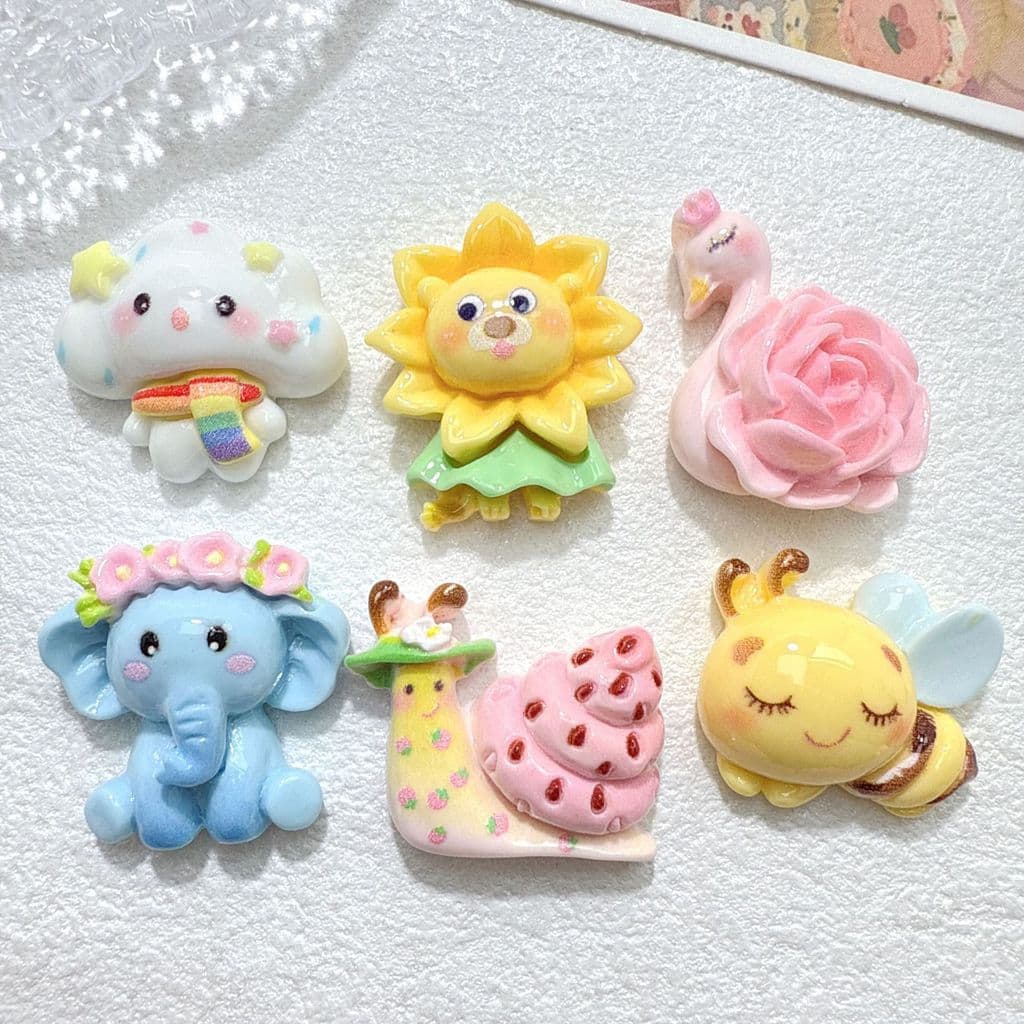 10 Pçs/set Flor Dos Desenhos Animados Pequena Abelha Resina Flatbacks Acessórios Artesanais DIY Laço De Cabelo Pingente
