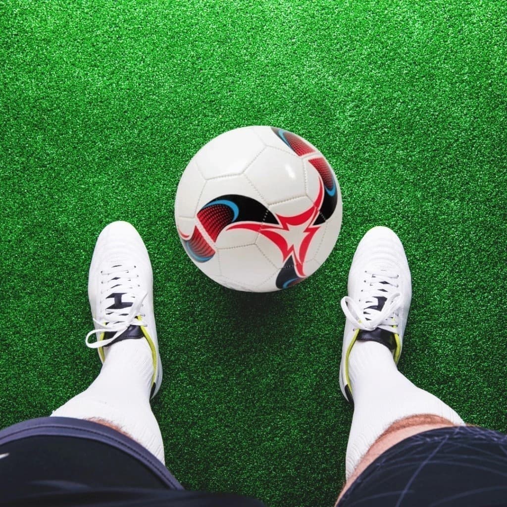 Bola Futebol Campo Society Couro Sintético Tamanho 5 Profissional Treino Jogo Costurada Resistente