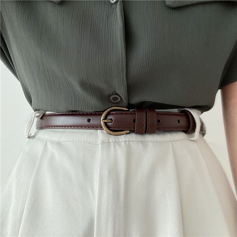 Retro pequeno cinto feminino marrom All-Match combinando Jeans cinto fino preto decoração simples cinto High-End sentime