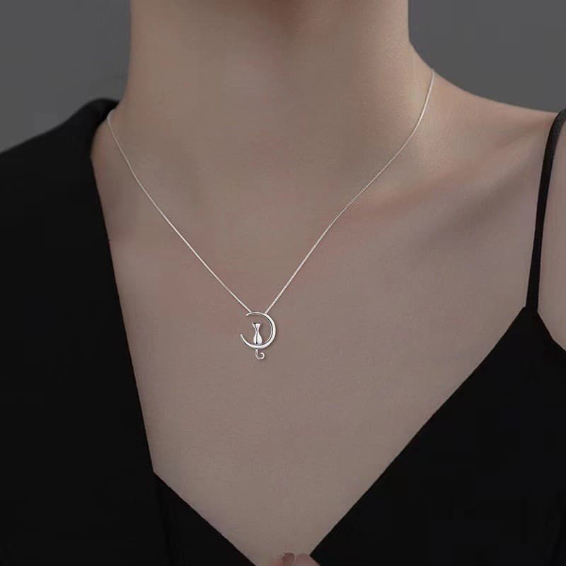 Lindo Moda 925 Sterling Silver Moon Cat Pendant Colar Fêmea XN153