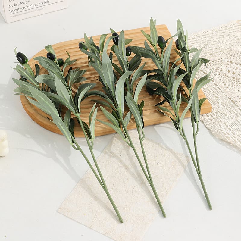 Folhas De Oliveira Plantas Falsas 4 Garfos Vegetação Artificial Com Frutas Para Decoração De Arco De Casamento Igreja