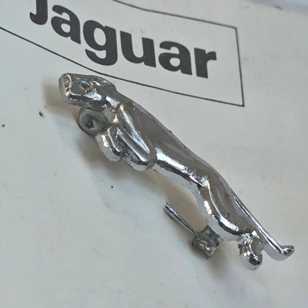 Botton Jaguar Antigo Era British Leyland No Cartão Original