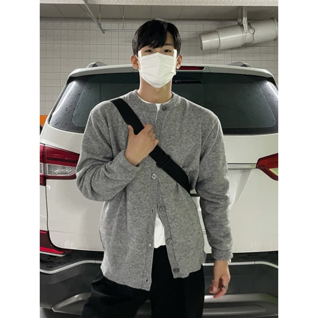 Outono Street Wear Cardigan de malha masculino estilo coreano jaqueta estilo preguiçoso High-End sentido rufião bonito c
