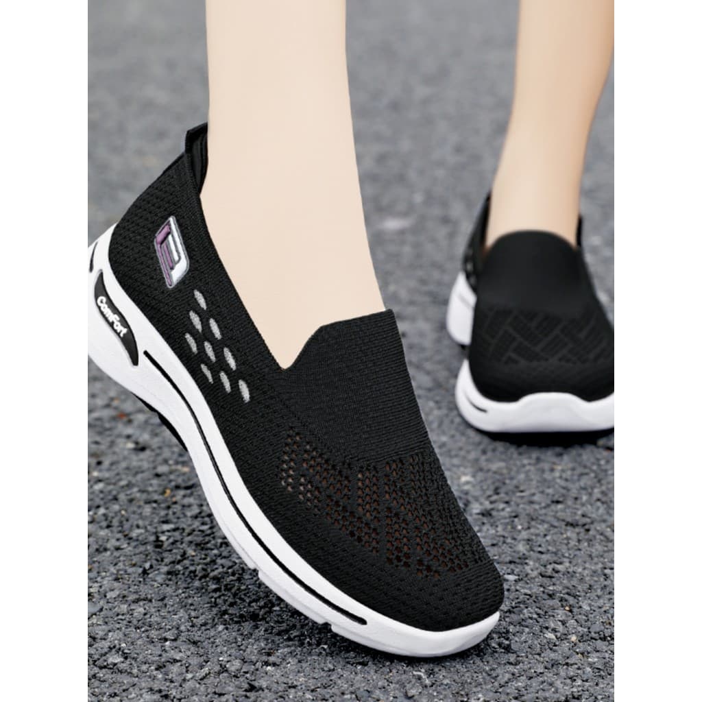 Mãe sapatos 2024 primavera novo estilo sapatos de malha mulheres de meia-idade idosos sapatos de caminhada respirável sa
