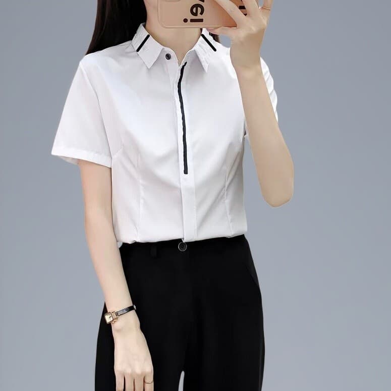Novo estilo temperamento camisa branca de manga curta feminina 2026 verão fino ajuste superior frente macacão All-Match