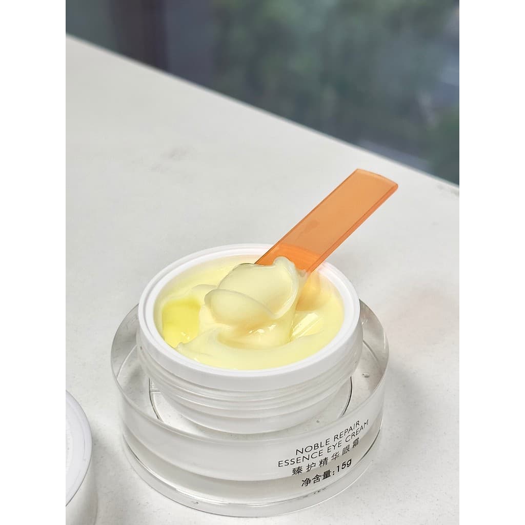 Segredos de beleza essência creme para os olhos reduzir olheiras sacos de olho reduzir linhas finas firmando pelotas de