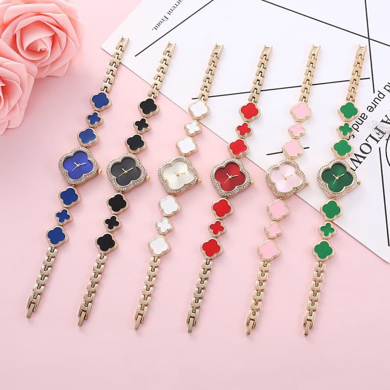 Relógio Feminino Trevo Forma Ouro Prata Aço Inoxidável Dial Cinta Design Cronógrafo Senhoras Presente De Natal