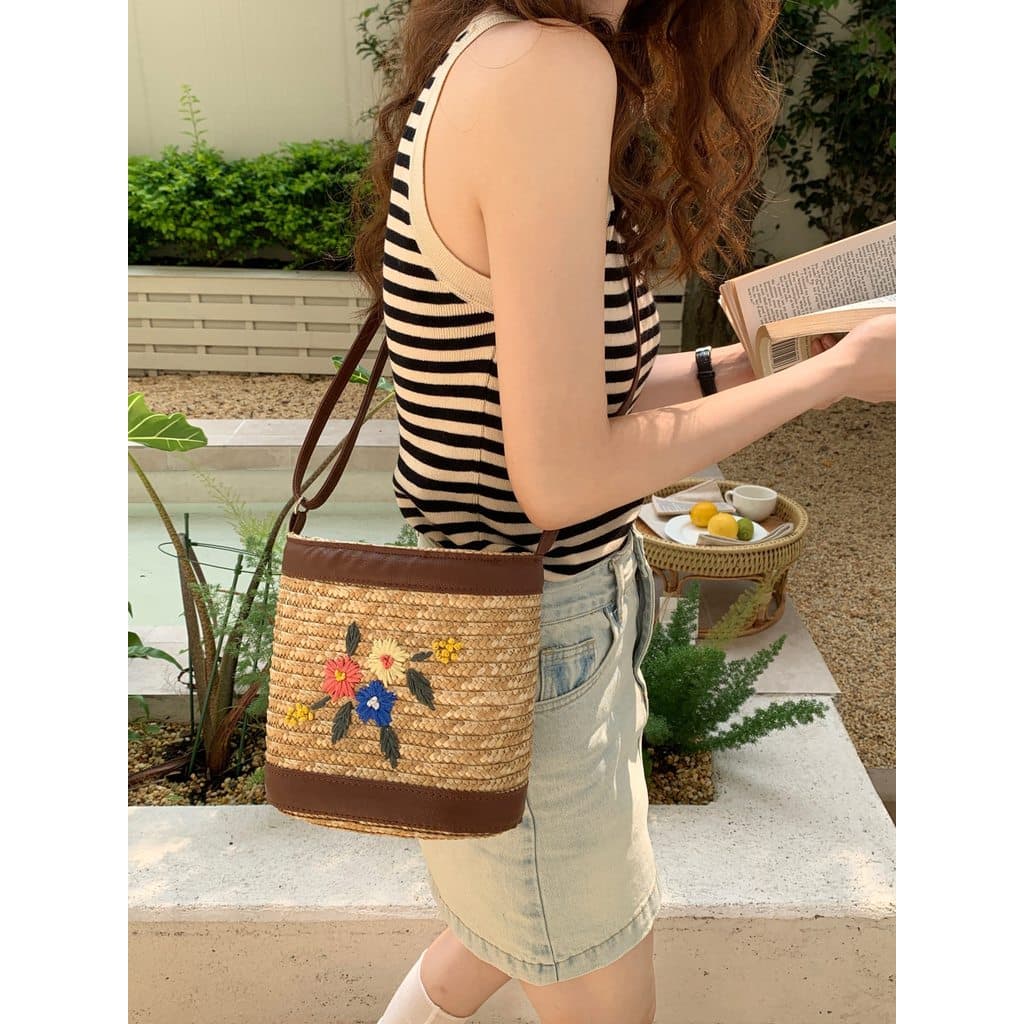 CHAWOOL francês Retro bordado Cross-corpo palha saco nicho Design artesanal de um ombro férias tecido saco verão
