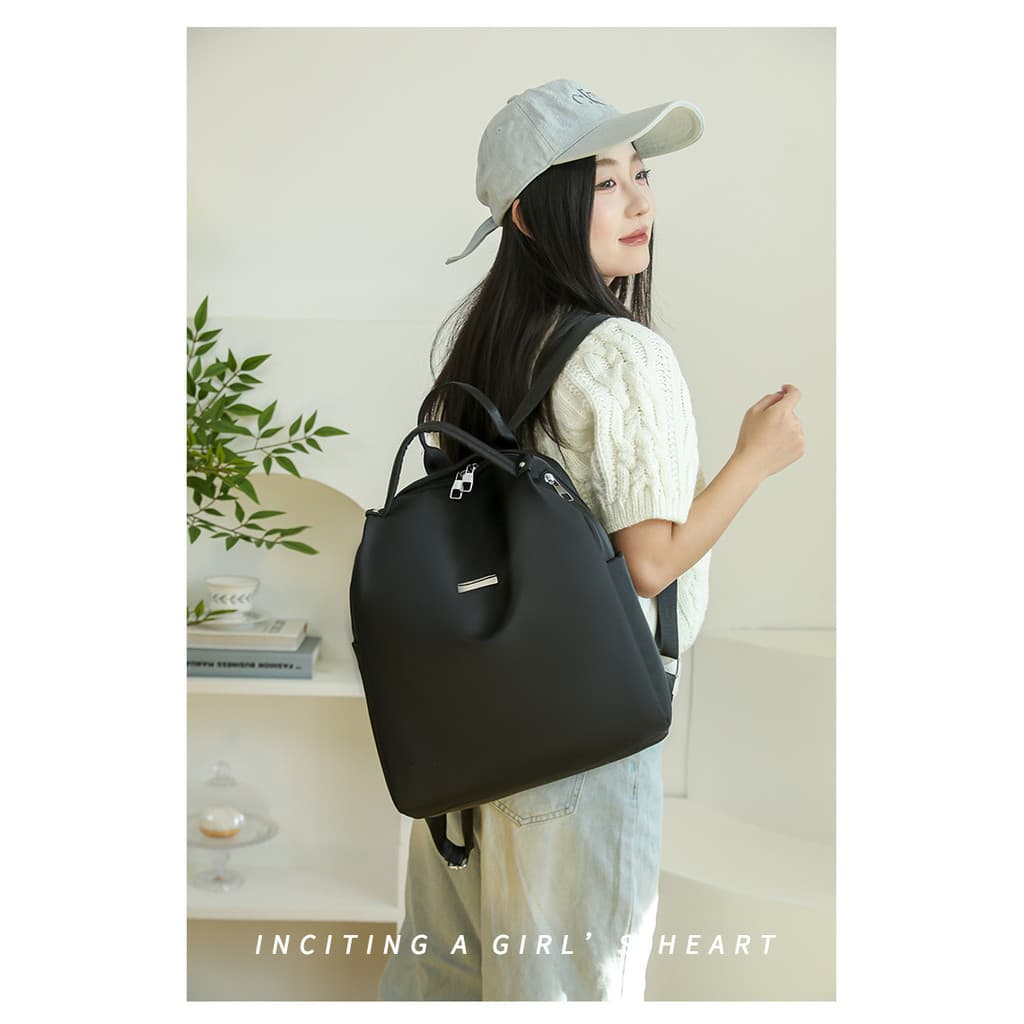 Novo pano de náilon senhoras Casual grande capacidade leve moda mochila de viagem