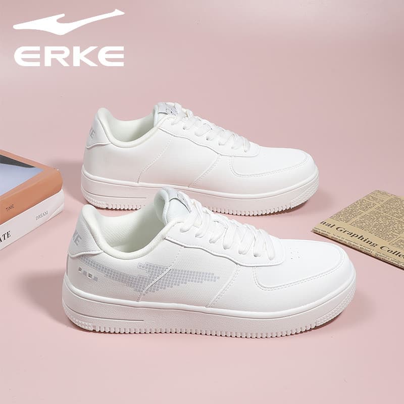Hongxingerke sapatos femininos tênis primavera verão sapatos planos de sola macia pequenos sapatos brancos femininos tên