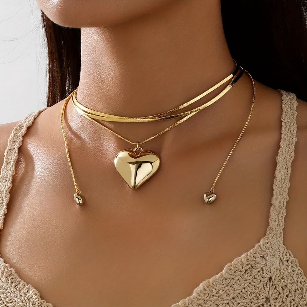 Colar Com Pingente De Coração Premium , Corda De Couro De Amor Temperamento , Corrente De Clavícula Empilhada Multicamad