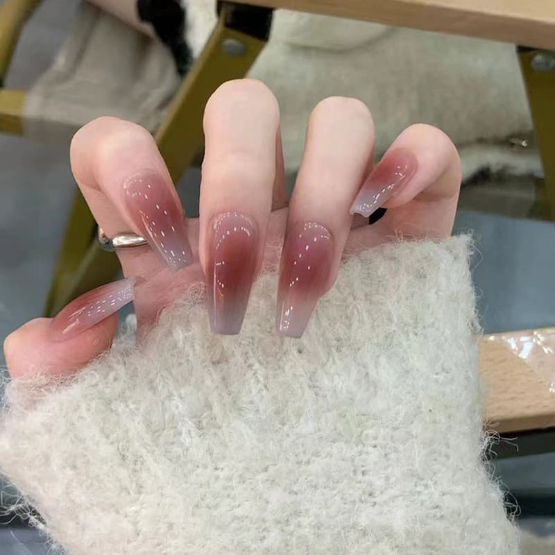 Usando unhas Blush gradiente High-End comprimento médio clareamento estudante suave Manicure remendo reutilizável prego