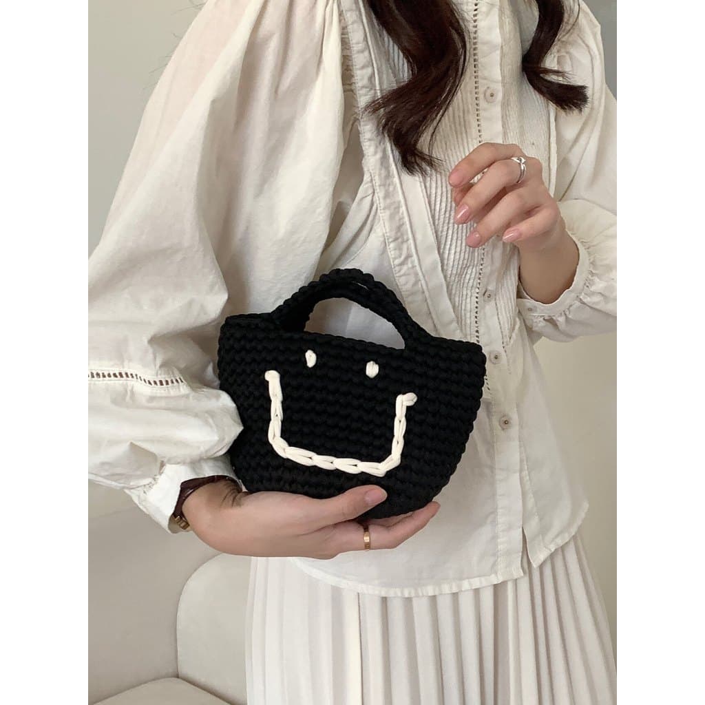 CHAWOOL saco feminino 2026 outono inverno novo estilo Smiley malha mão-malha saco nicho crochê balde pequeno saco