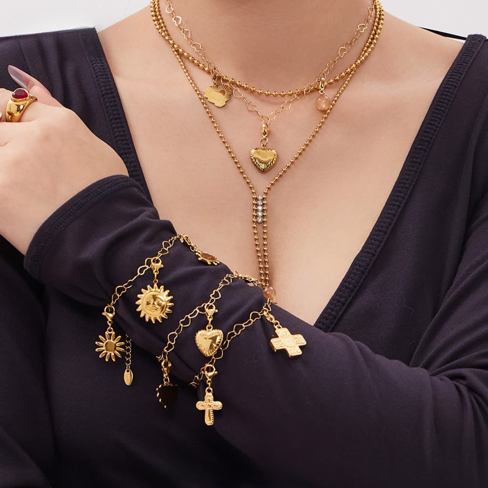Senhoras cruz colar de aço inoxidável banhado a ouro 18K estilo Retro sol amor coração pingente