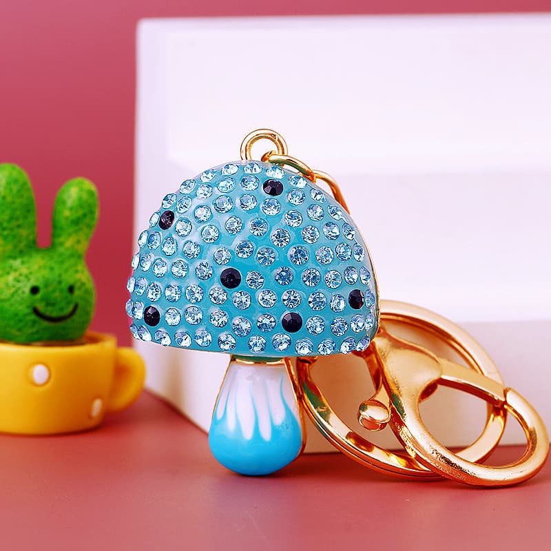 Melhor venda diamante-cravejado geléia pequeno cogumelo carro chaveiro Metal bonito feminino saco pingente chaveiro anel