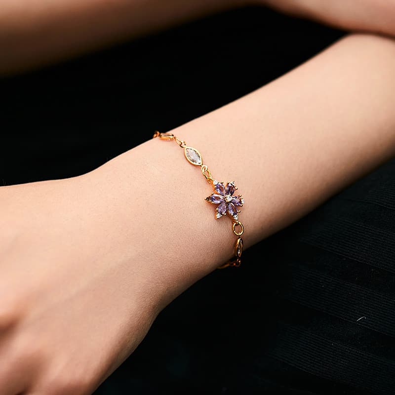XILANG2026 novo produto forma de flor doce pulseira banhada a ouro Real corrente retenção de cor incrustada roxo zircão