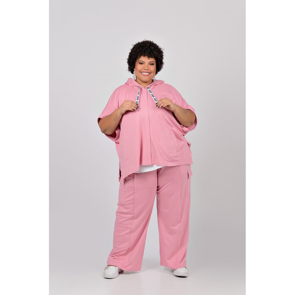 Calça cargo em malha rosa plus size