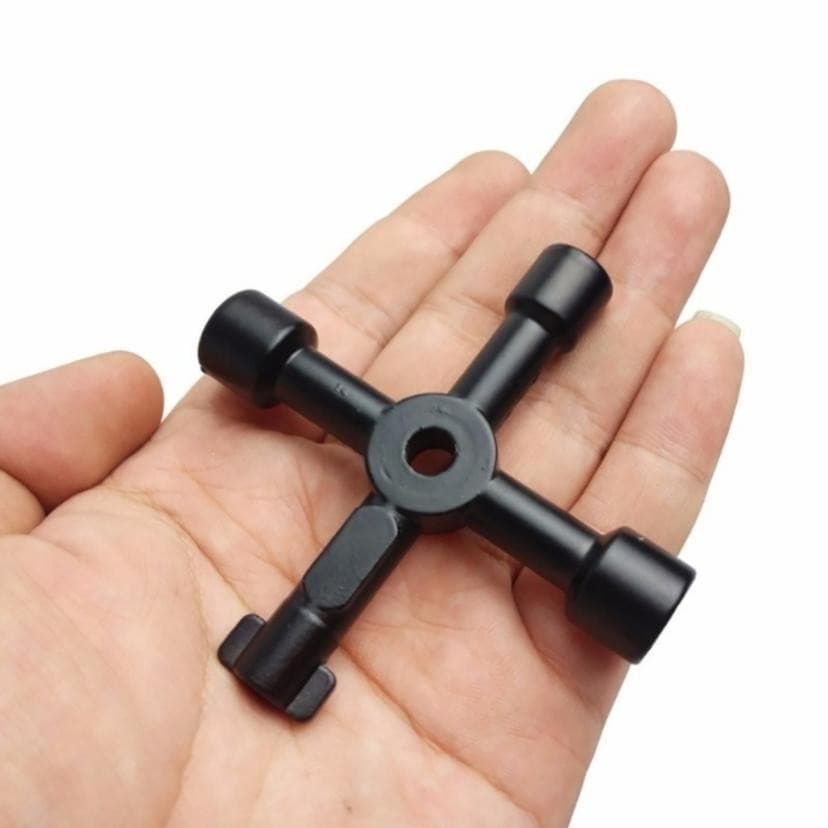 1 Pçs 4 Em 1 Multifuncional Eletricista Encanador Utilitário Interruptor Cruzado Chave Universal Quadrado Triângulo Para