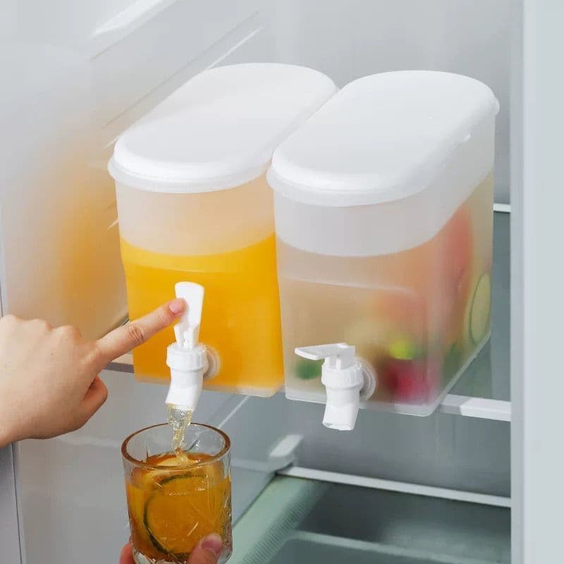 Suqueira Plástica Com Tampa E Torneira Para Geladeira Capacidade 3 Litros Para Agua Suco E Refri