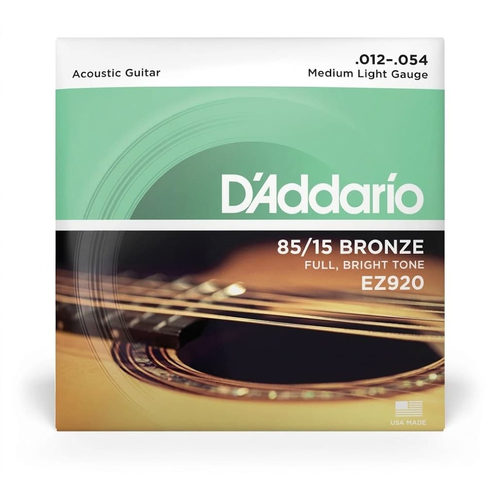 Encordoamento jogo de Cordas Violao Aco Daddario EZ920 Bronze 8515 Medium Light 12054 Bright Tone