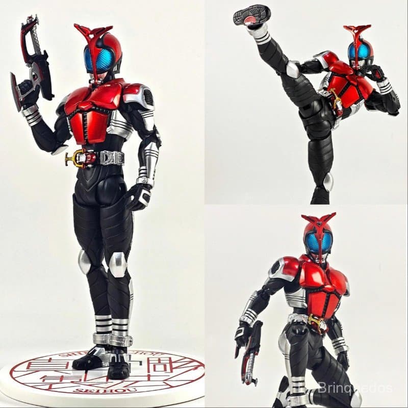 SHF Kamen Rider Kabuto 10º Aniversário, figura de ação do Kabuto com articulações móveis.