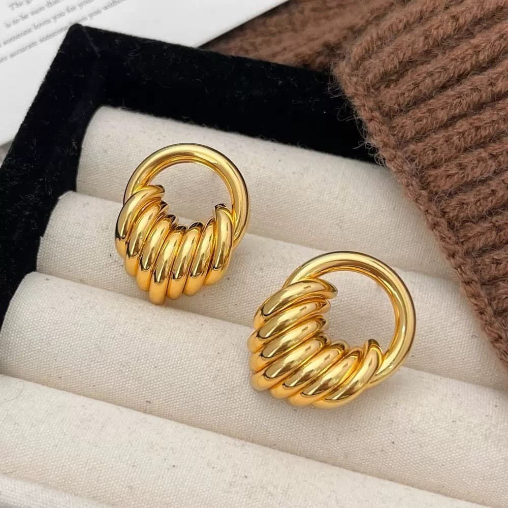 Brincos Feminino Dourado Geométrico Enrolado - Antialérgicos, Banho de Estilo Vintage Luxuoso Minimalista