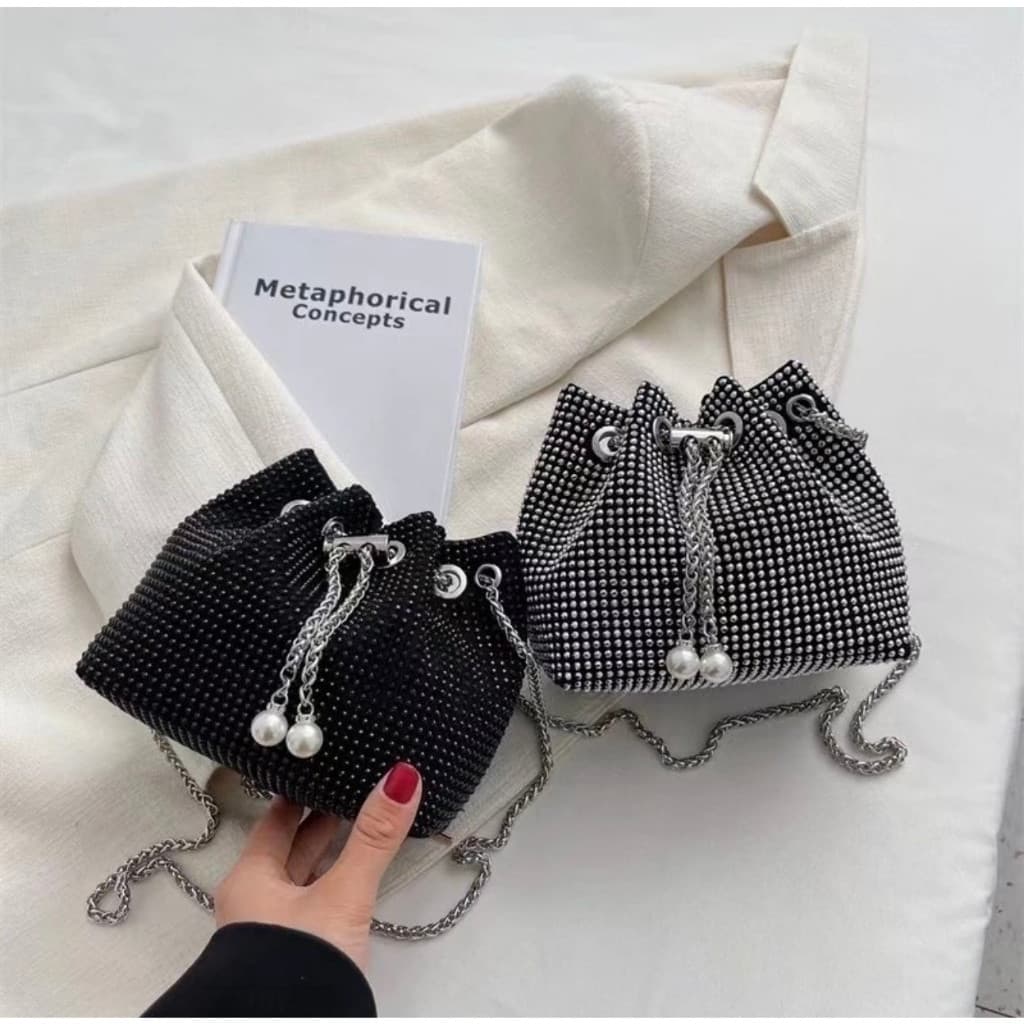 Bolsa de Strass/ Brilho com alça de Corrente Transversal A006 LING