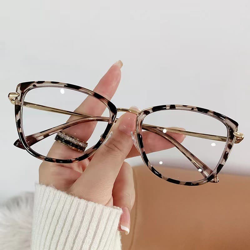 Moda Durável Luz Azul Bloqueando Mulheres Olho De Gato Triângulo Armação De Metal Óculos Femininos