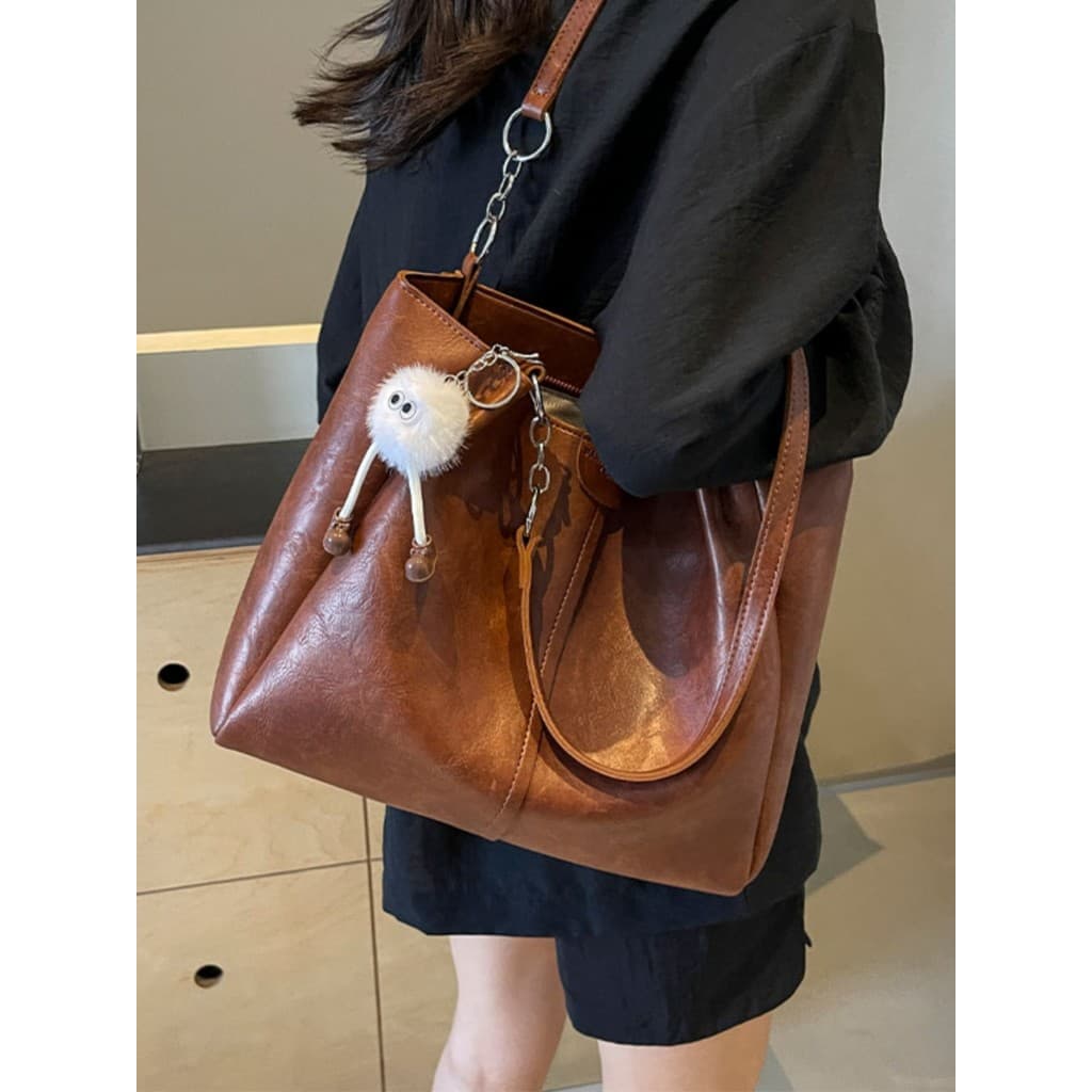 Retro saco de grande capacidade senhoras outono inverno 2025 novo estilo moda um ombro Commuter saco High-End todos @