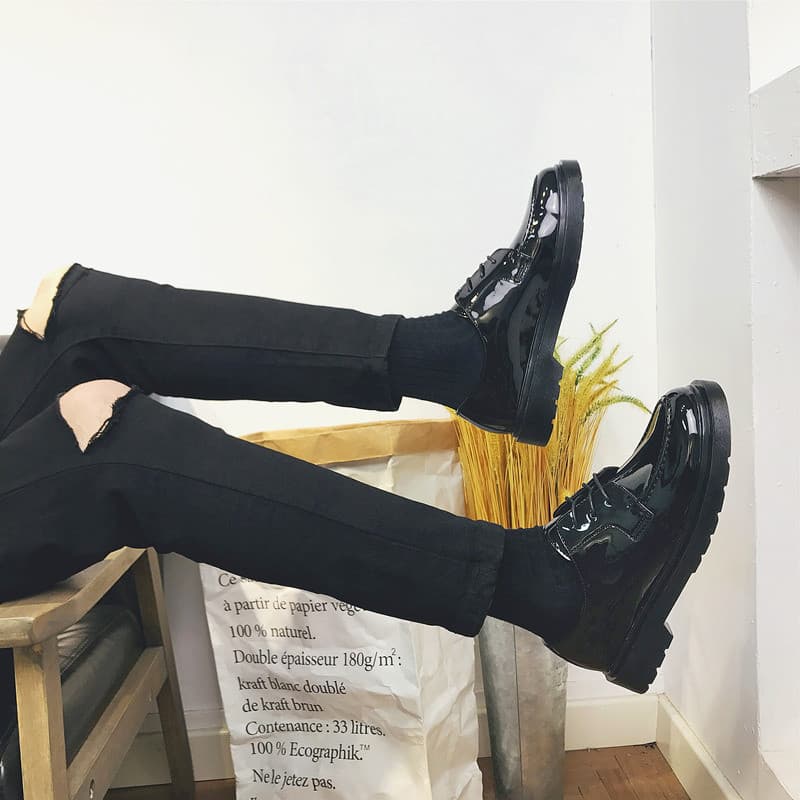 Primavera preto pequenos sapatos de couro masculino versão coreana na moda All-Match masculino aumentado britânico Casua