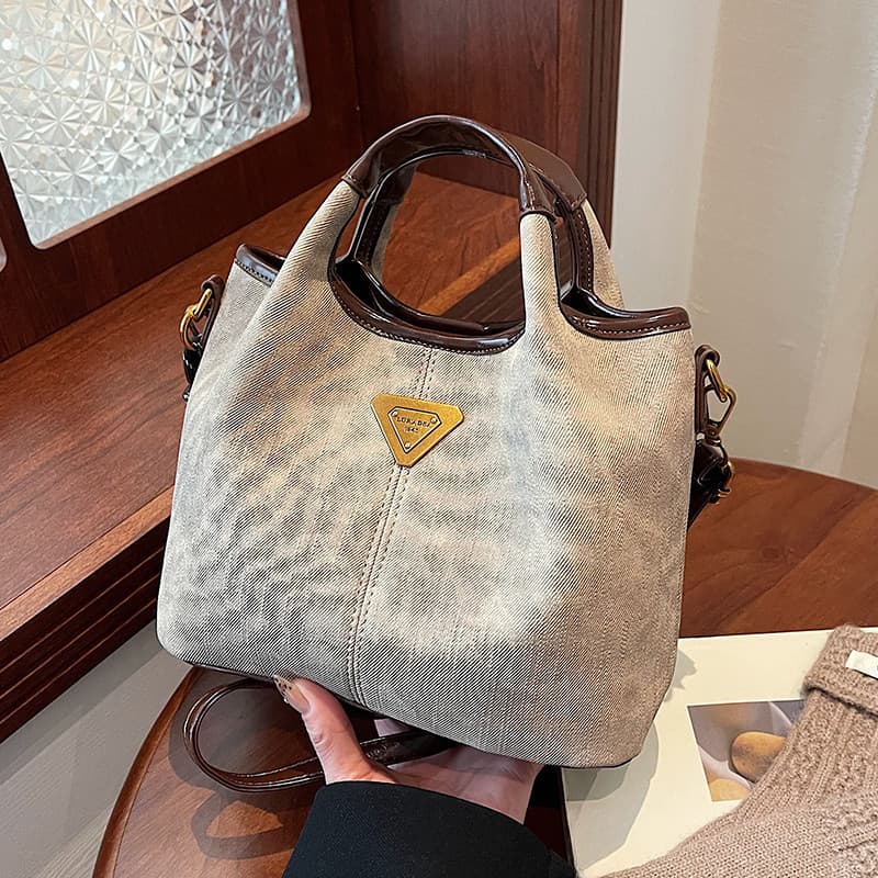 Moda óleo cera couro balde saco feminino versão coreana inverno novo estilo nicho simples Casual bolsa de ombro High-End