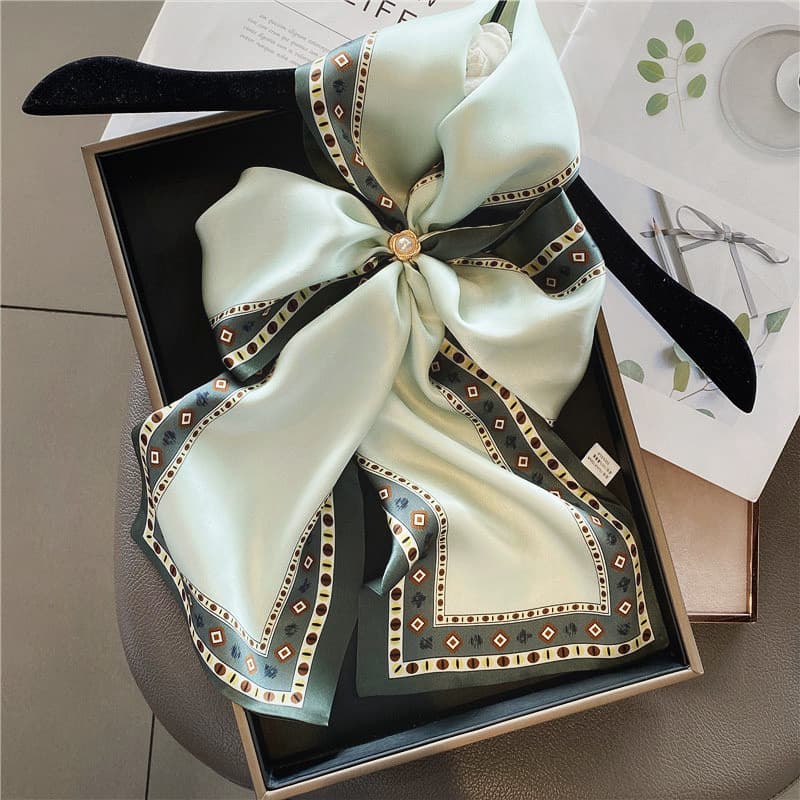 Versão coreana verde amoreira lenço de seda feminino primavera verão novo estilo elegante All-Match decorativo longo cac