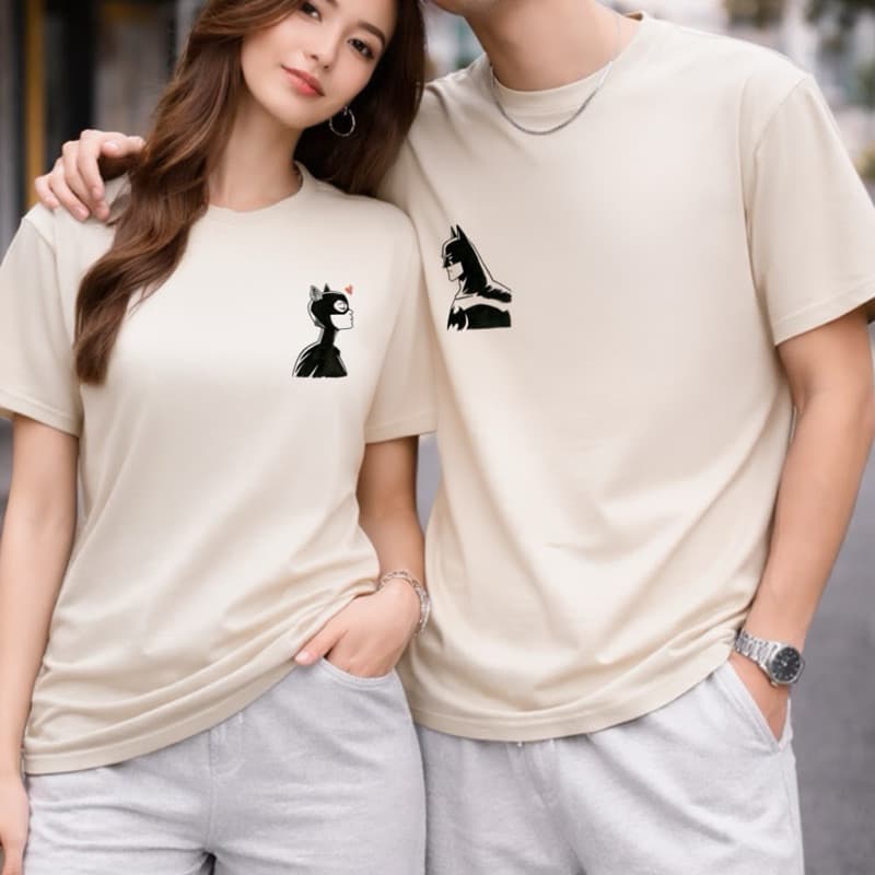 Kit 2 Casal Camiseta Batman e Mulher Gato 100% Algodão T-Shirt Varias Cores Envio Imediato