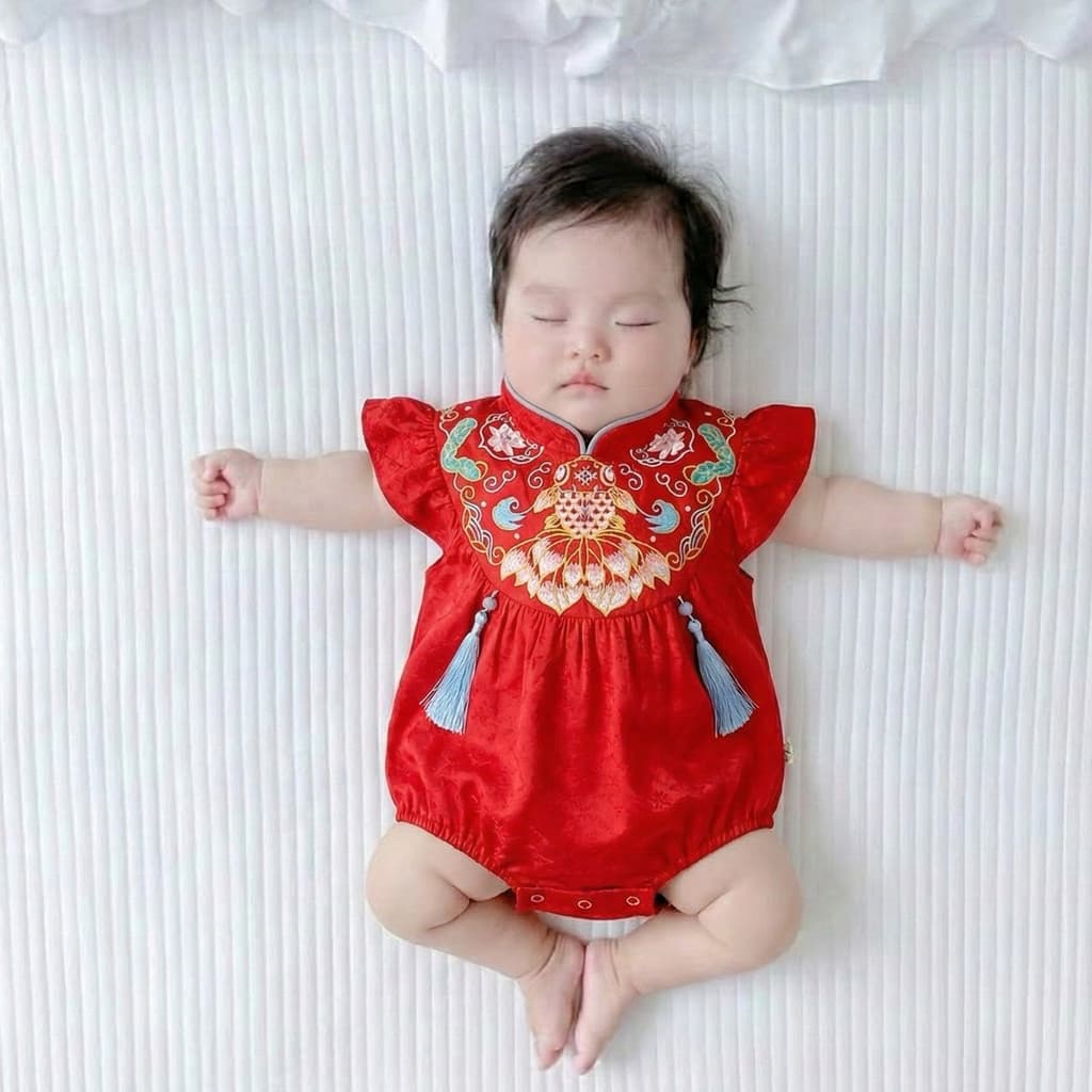 2026 bebê estilo nacional macacão classe A roupas mês inteiro cem dias macacão vestido pegar roupas semanais bebê Tang t